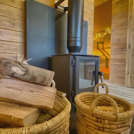 Οργανωμένο κάμπινγκ Little North Field Family Safari Tent Glamping Near Χαρογκέιτ
