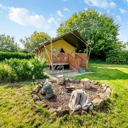 Little North Field Family Safari Tent Glamping Near * Χαρογκέιτ