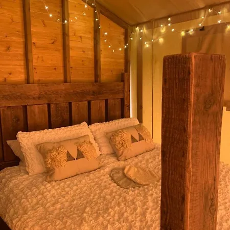 Little North Field Campismo de Luxo Harrogate